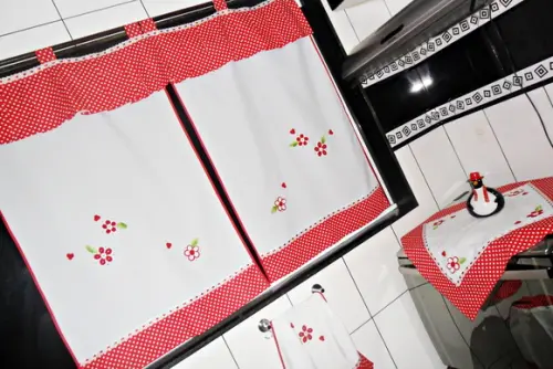 Jogo de Cozinha Vermelho Poá