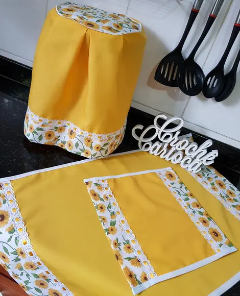 Joguinho de Cozinha Capa de Fritadeira + 2 Centrinhos