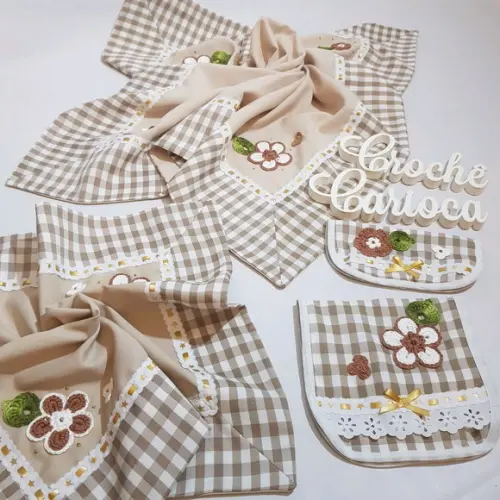 Kit Mesa: 2 Centros de Mesa e Puxadores Farmhouse Bege