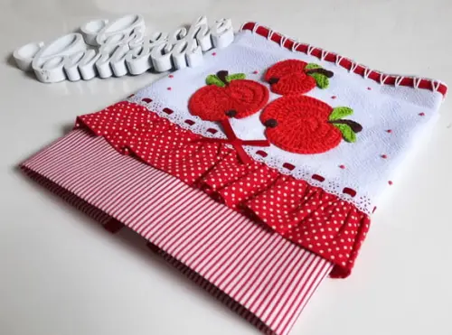 Pano de Prato Vermelho Maças Feirinha Criativo Grande