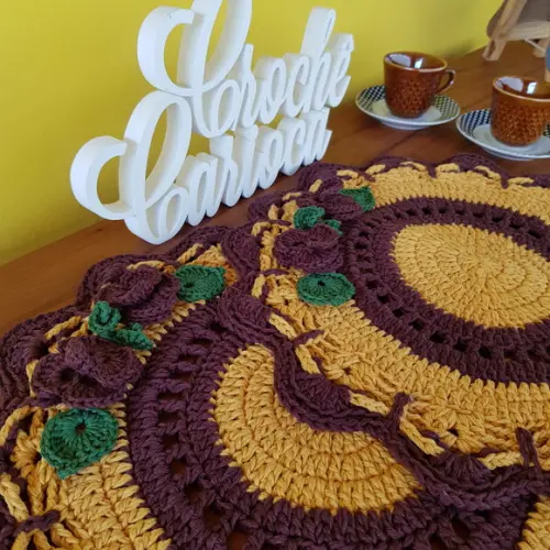 Sousplat de Crochê Profissional Amarelo Ouro e Marrom