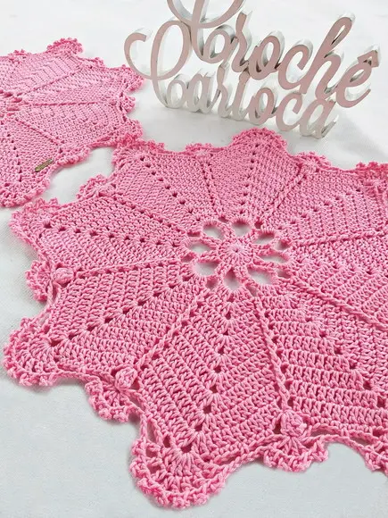 Sousplat de Crochê Rosa Delicado