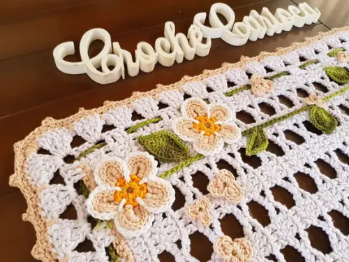 Tapetinho de Crochê - Floral nude