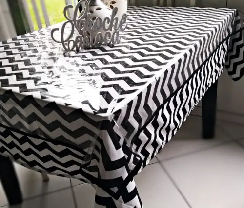 Toalha de Mesa Tecido + Plástico Cobre Mancha 140x140