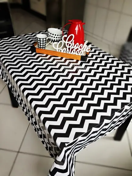 Toalha de Mesa Tecido + Plástico Cobre Mancha 140x140