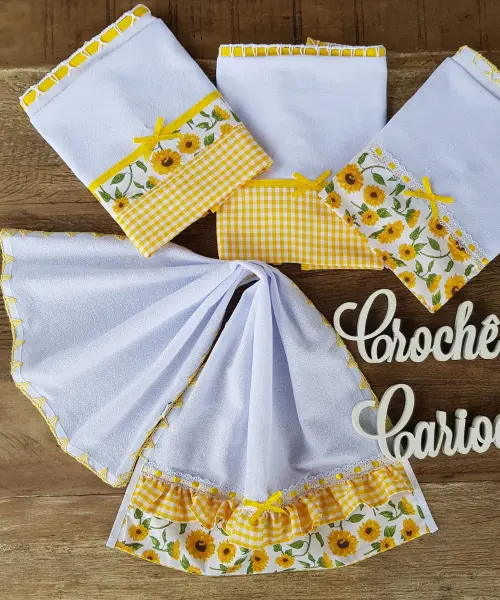 Panos de Prato Tema Girassóis com Xadrez Amarelo Composê 4 peç