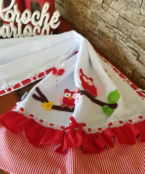 Pano de Prato Corujinhas Bordadas em Crochê Grande alta Qualidad