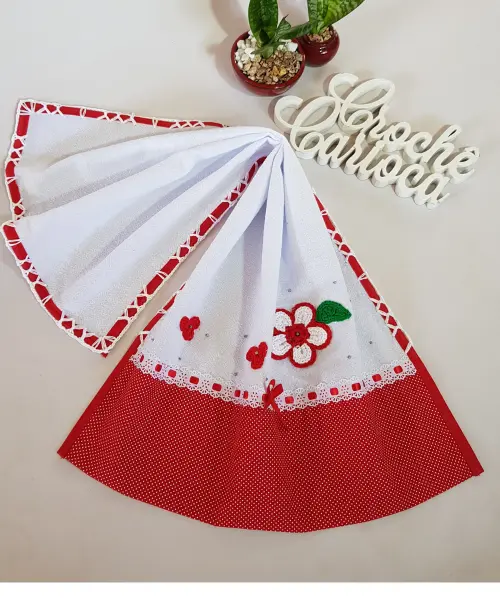 Pano de Prato Floral com Vermelho Poás