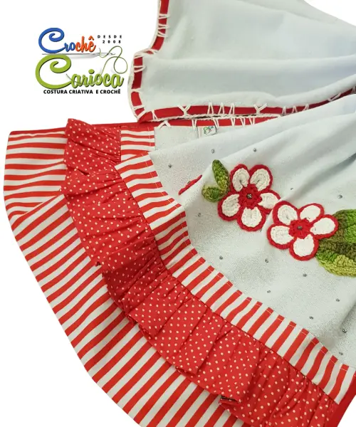 Pano de Prato Vermelho Floral e listras Alto Padrão e durabilidade