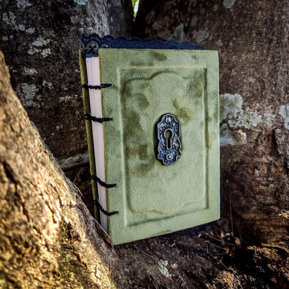 Grimorio A6 Veludo®(Verde Musgo)
