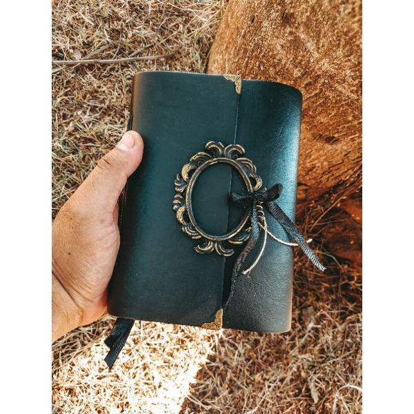 Diário Medieval, Camafeu, 240 paginas envelhecidas