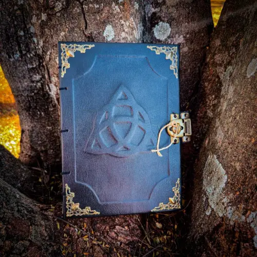 Grimorio Pentagrama®(Couro Sintético Preto,Pentagrama)