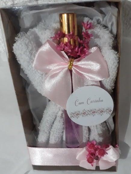Caixa Perfume Paris Colônia Fraîche