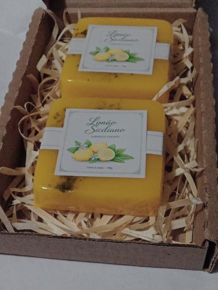 Sabonete Vegano - Caixa Rústica - Flor de Laranjeira