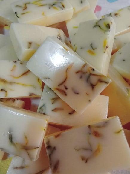 Sabonete Vegano Artesanal 20 Grs com Ervas