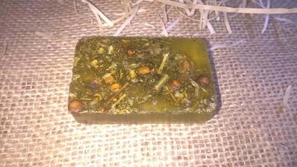 Sabonete Vegano de Camomila e Erva Doce