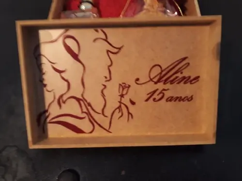 15 Anos - Personalizada - Caixinha Luxo