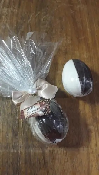 Ovo Pequeno Páscoa Perfumada