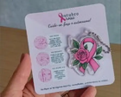 Cartão com Chaveiro Laço de Rosa em Acrílico - Outubro Rosa