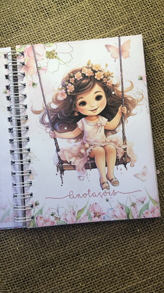 Caderneta de Saúde / Vacinação Personalizada Menina Balanço