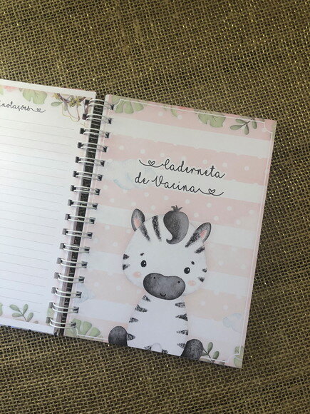 Caderneta de Saúde / Vacinação Personalizada - Safari Rosa