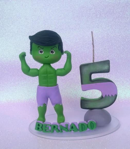 Vela de biscuit incrível Hulk