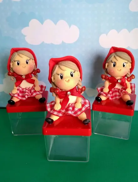 Caixa Acrílica Chapeuzinho vermelho