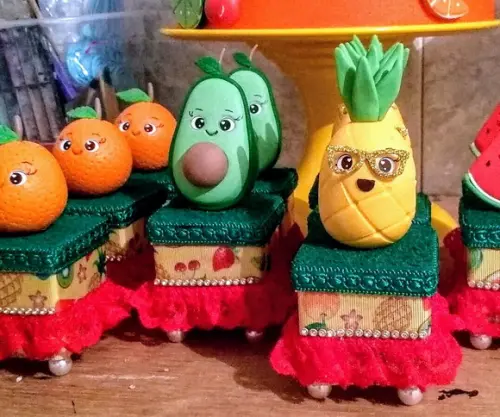 Caixa luxo tema quitandinha/frutinhas