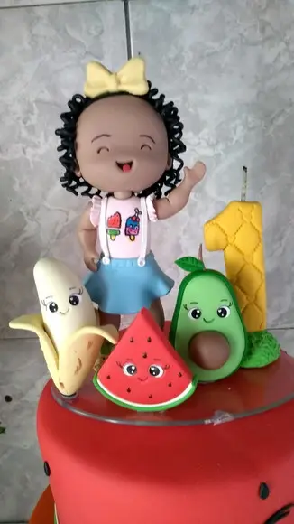 Topo de bolo biscuit quitandinha frutinhas
