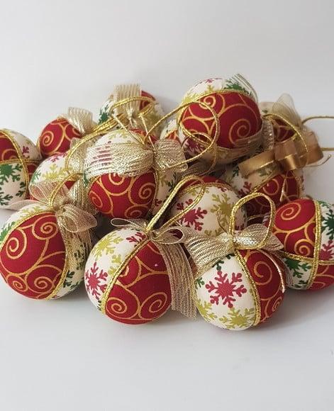 Bolas de Natal em Patchwork