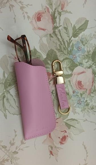 Porta Óculos + Chaveiro em Couro Personalizado