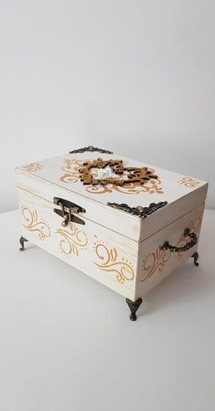 Urna para cinzas Anjinho Branco com ouro velho