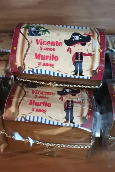 Bau Menino Pirata