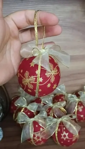 Bolas de Natal em Patchwork