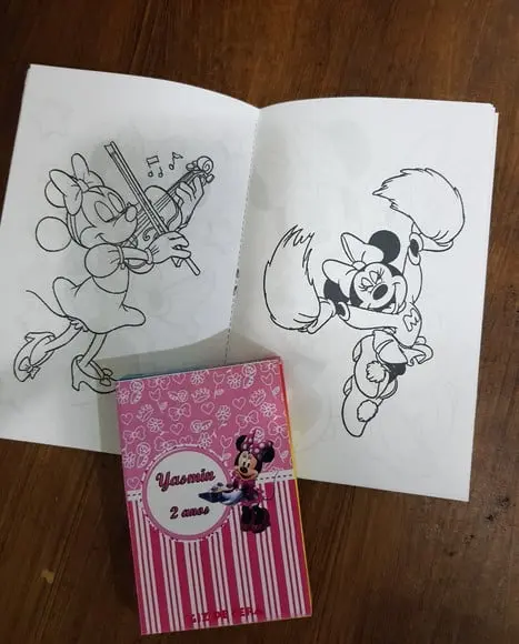 Livro para Colorir Minie Rosa