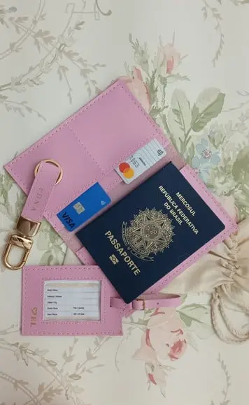 Porta Passaporte + Chaveiro + Tag de Mala