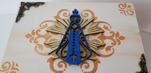 Urna para cinzas Branco com ouro velho