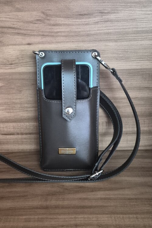 Porta celular em couro montana marrom
