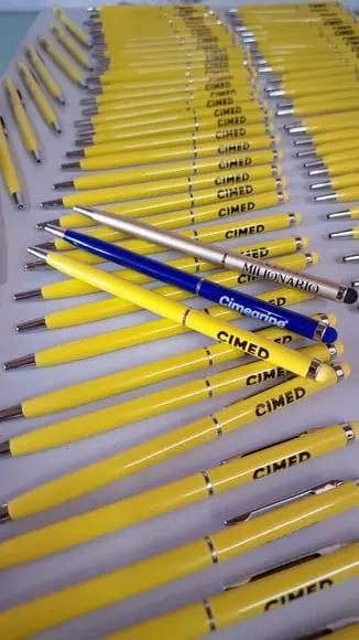 50 Canetas de Metal c/ Touch p/ Personalizar / sem Gravação