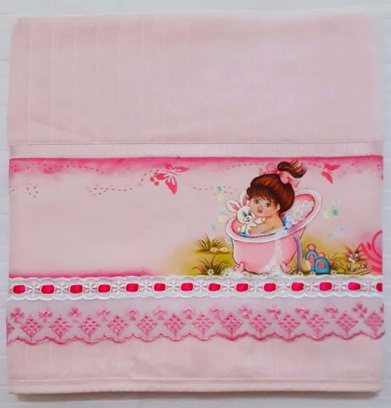 Toalha de Banho Infantil Pintada à Mão - Menina