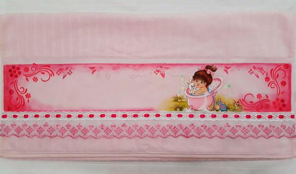 Toalha de Banho Infantil Pintada à Mão - Menina