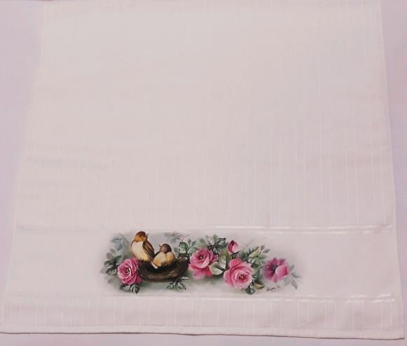 Toalha de Banho Pintada à Mão - Rosas e Pássaros