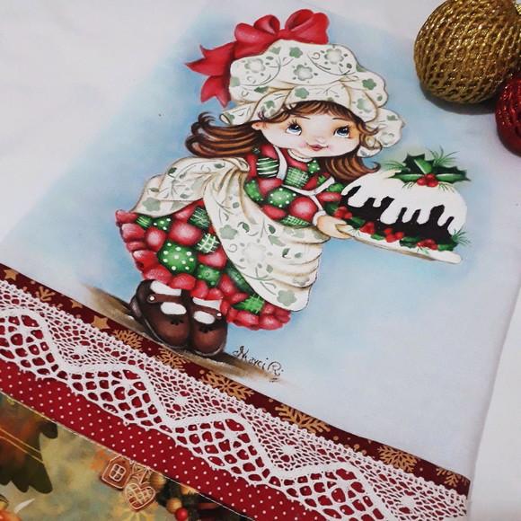 Pano de Copa ou Prato com Pintura à Mão - Menina com Bolo