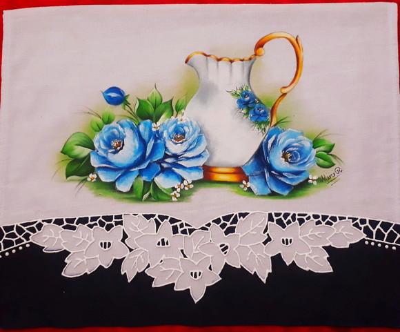 Pano de Copa ou Prato Pintado à Mão - Jarra e Rosas Azuis