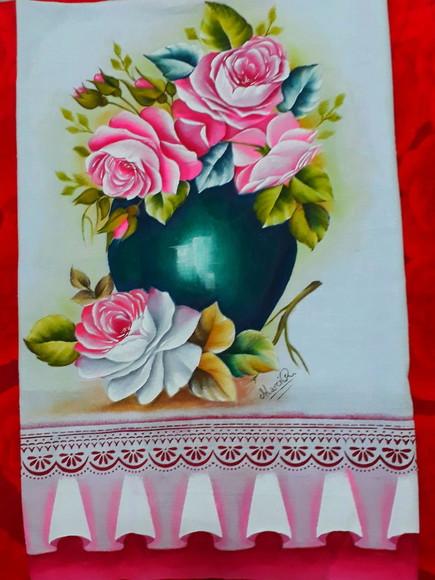 Pano de Copa ou Prato Pintado à Mão - Vaso e Rosas