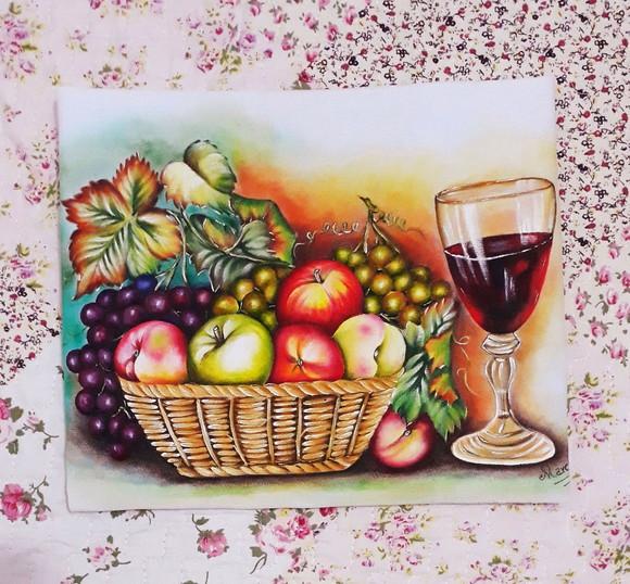 Pano de Copa ou Prato Pintado à Mão - Cesto com Frutas e Vinho