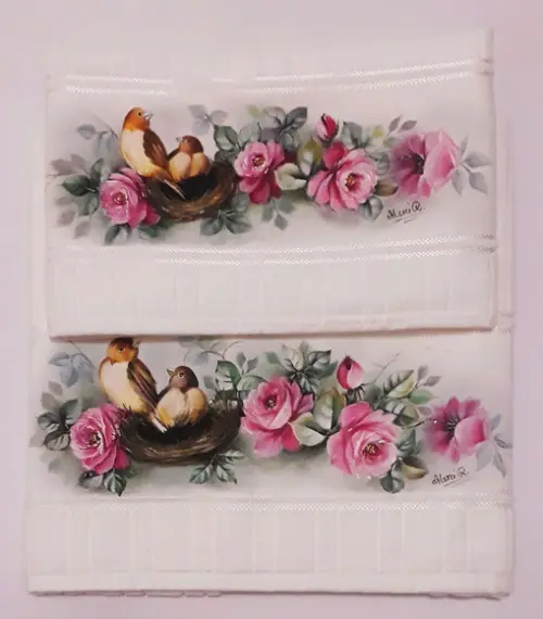 Jogo de Toalha de Banho e Rosto Pintada à Mão - Rosa e Pássaro