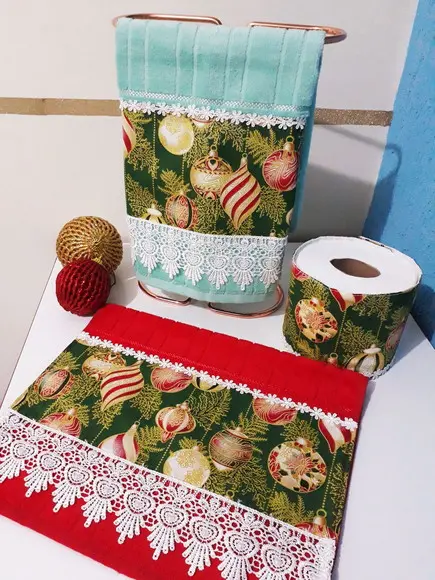 Kit Toalhas de Lavabo e Porta Papel Higiênico Verde e Vermelha - Natal