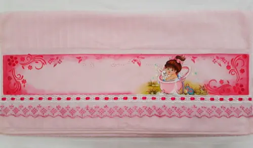 Toalha de Banho Infantil Pintada à Mão - Menina