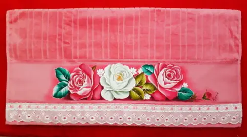 Toalha de Banho Pintada à Mão - Rosas